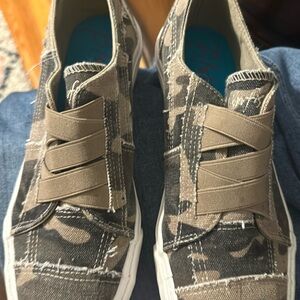 Blowfish sneakers